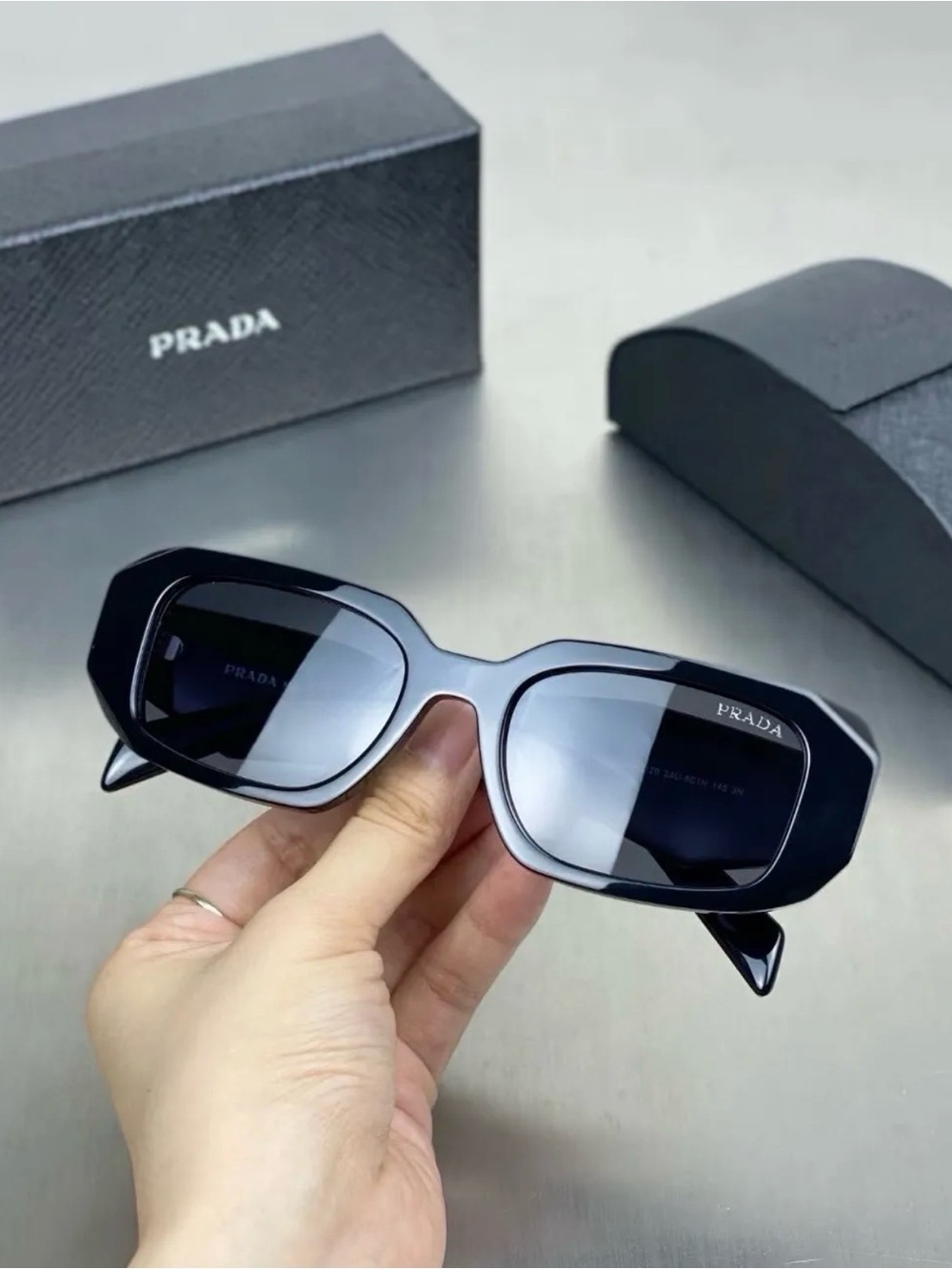 Prada Black High-Gloss Rectangular Logo Sunglasses - Picture 2 of 6